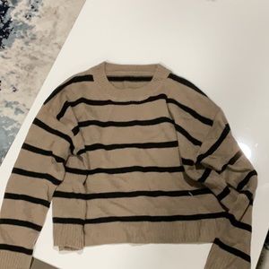 Striped cropped sweater